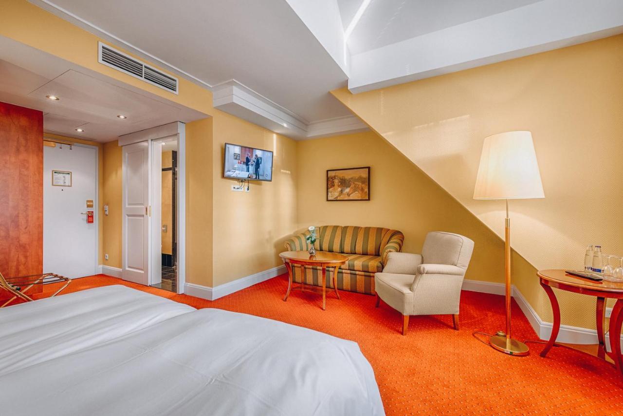 Hotel Moosburger Hof Pfaffenhofen an der Ilm Zewnętrze zdjęcie