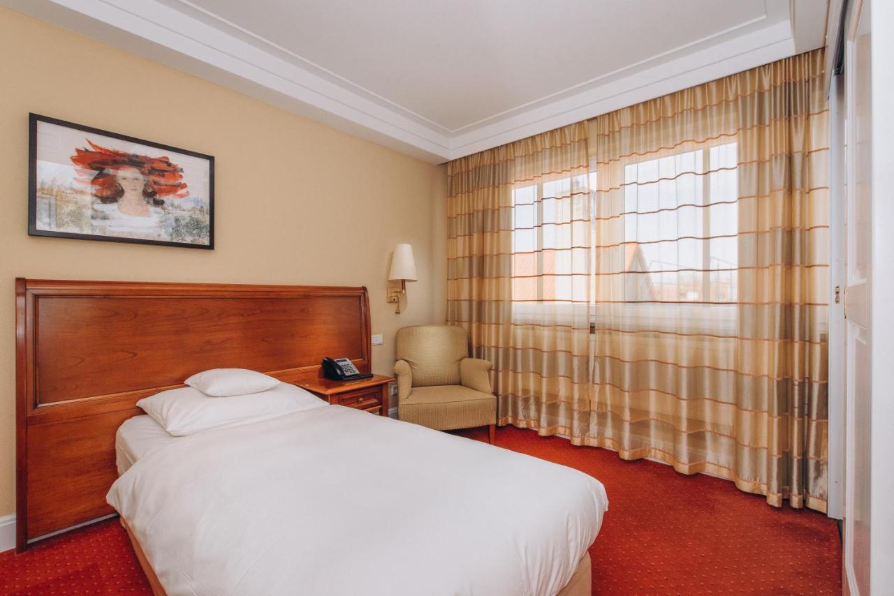 Hotel Moosburger Hof Pfaffenhofen an der Ilm Zewnętrze zdjęcie